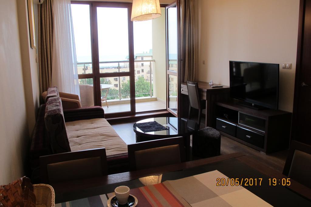 3- Room Apartment In Golden Line โกลเดน แซนส์ ภายนอก รูปภาพ